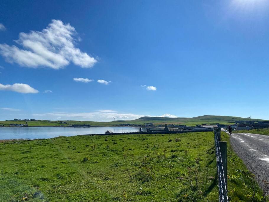 2 Bedroom House Overlooking Pierowall Bay, Westray 외부 사진