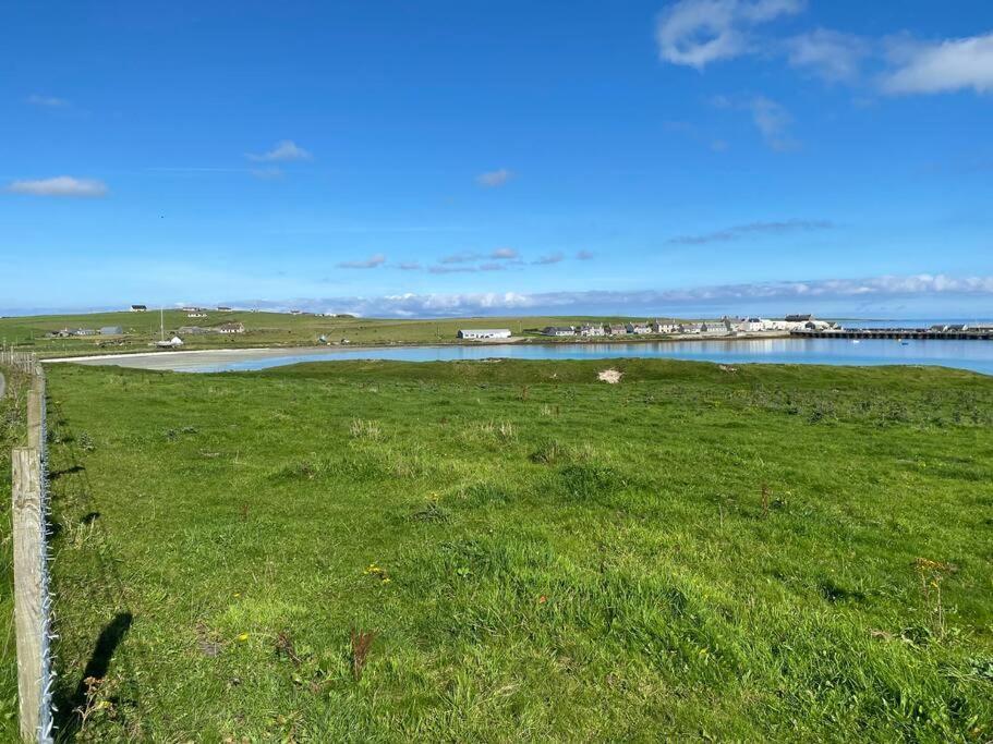 2 Bedroom House Overlooking Pierowall Bay, Westray 외부 사진
